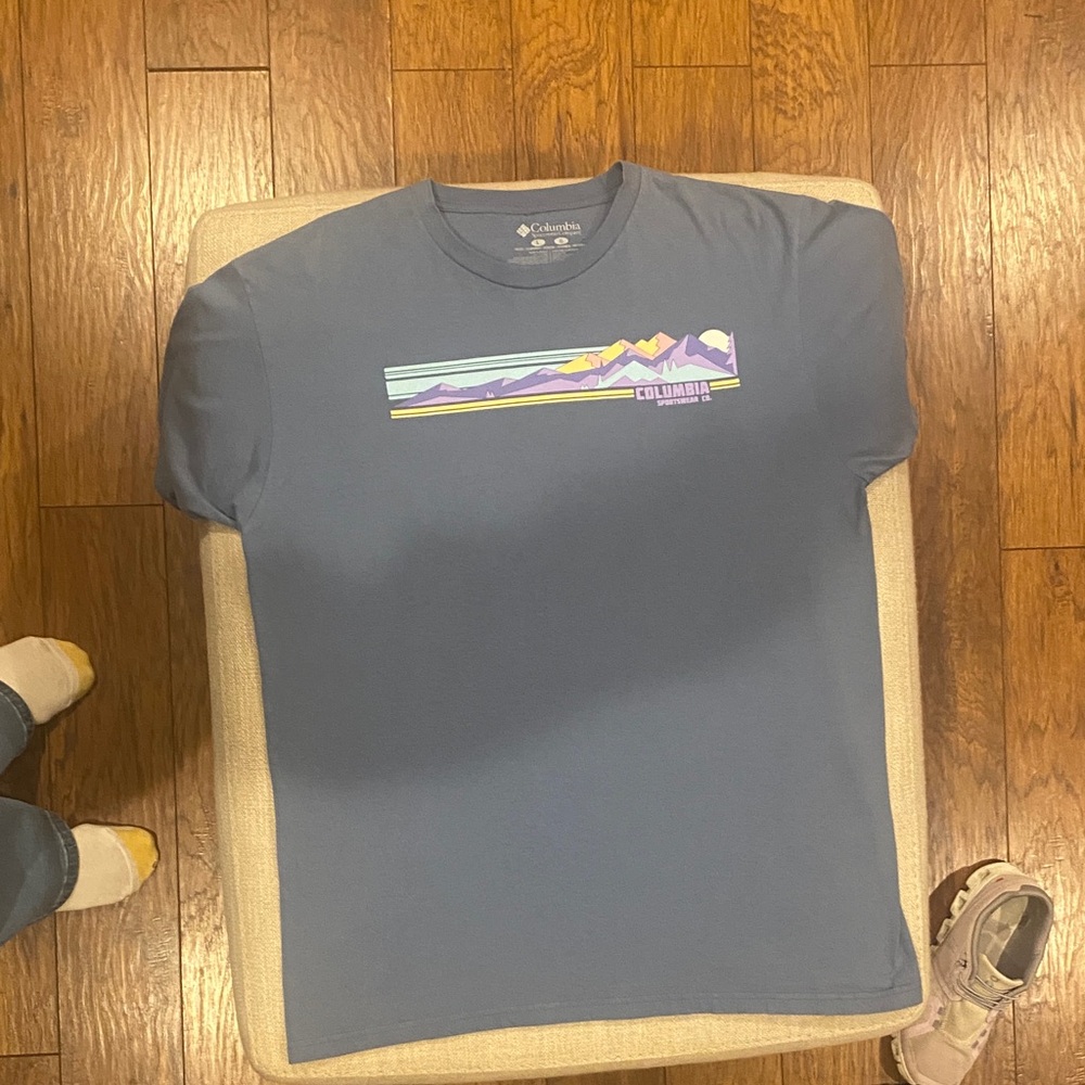 Columbia Mountain Graphic Tee in Slate Blue